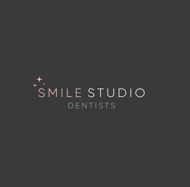 Smile Studio Dentists Logo